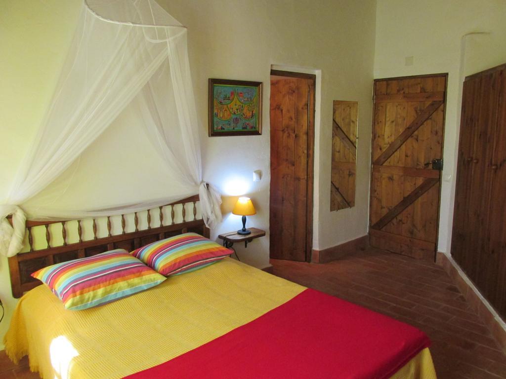 Quinta Dos Valados Bed & Breakfast Querenca Exterior photo